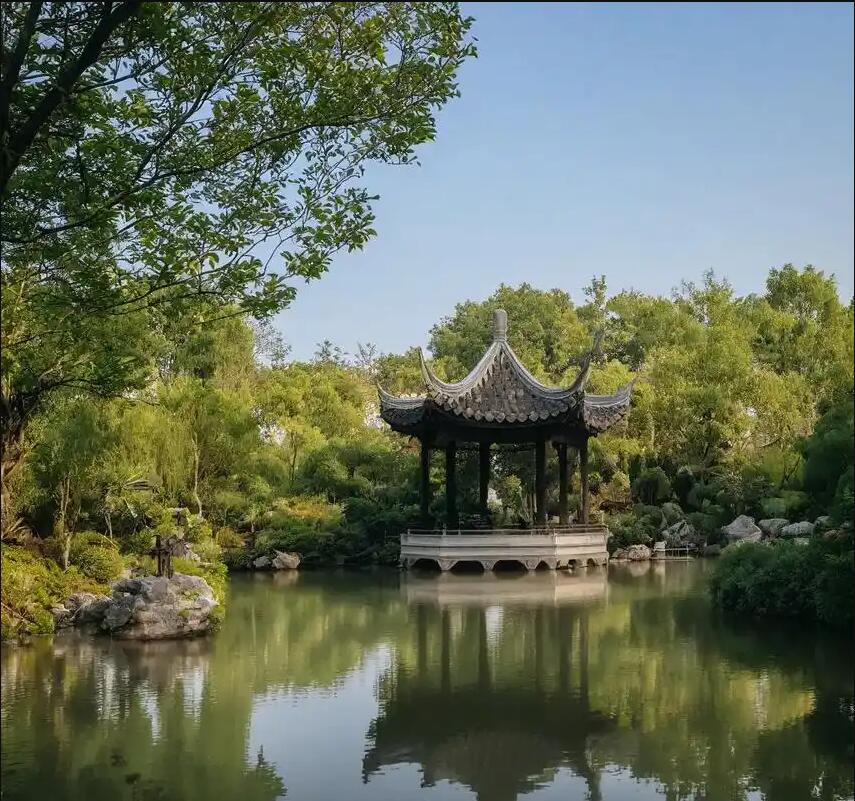 漳州芗城梦松餐饮有限公司